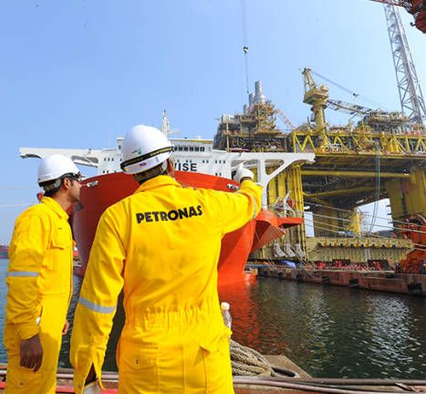 Ekonomi Bumiputera Berisiko Terkesan Jika Aliran Tunai Petronas Terjejas, Kata DPMM